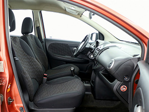 Nissan Note Elegance 1.6 81kW (6 foto / 7)