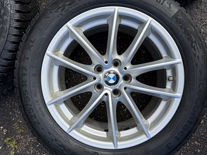 17" оригинальные диски BMW style 618 5x112 + шипованные шины 225/55 (3 фото из 10)