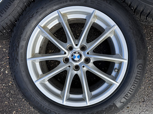17" оригинальные диски BMW style 618 5x112 + шипованные шины 225/55 (4 фото из 10)