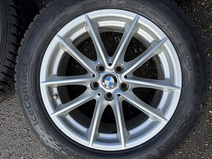 17" оригинальные диски BMW style 618 5x112 + шипованные шины 225/55 (5 фото из 10)