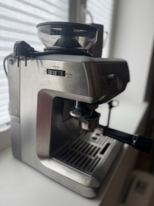 Sage the Barista Express poolautomaatne espressomasin (3 foto / 5)
