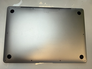 Macbook Air M1 (7 фото из 9)