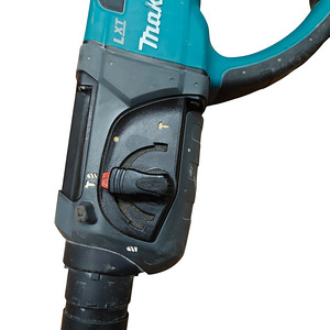 Puurvasar Makita DHR202 + Aku 5,0 AH (3 foto / 5)