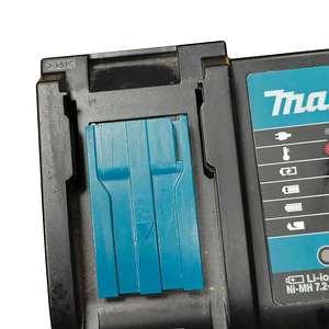 Зарядка Makita DC18SD (2 фото из 5)