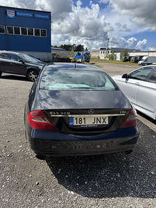 Mercedes benz cls320 (7 foto / 7)