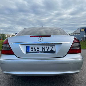 Mercedes-Benz E280 CDI Elegance Facelift | OM642 | 2006 (4 foto / 15)