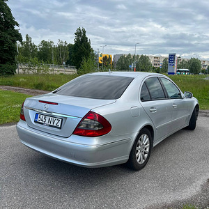Mercedes-Benz E280 CDI Elegance Facelift | OM642 | 2006 (8 foto / 15)