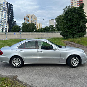 Mercedes-Benz E280 CDI Elegance Facelift | OM642 | 2006 (10 foto / 15)