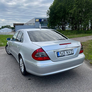 Mercedes-Benz E280 CDI Elegance Facelift | OM642 | 2006 (12 foto / 15)
