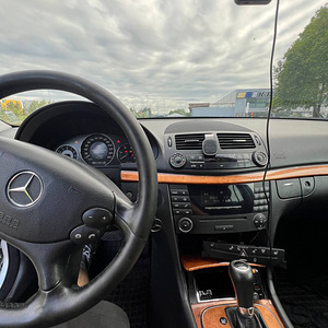 Mercedes-Benz E280 CDI Elegance Facelift | OM642 | 2006 (13 foto / 15)