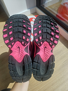 Кроссовки Nike, размер 38,5 (9 фото из 9)