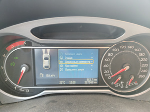 Ford Mondeo (5 foto / 6)