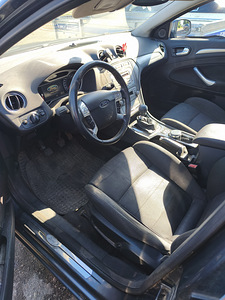 Ford Mondeo (6 foto / 6)