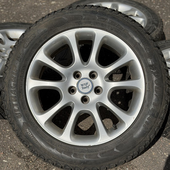 18" Honda CR-V originaalveljed 5x114,3 + 225/60/18 naastrehv