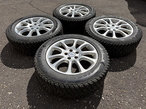 18" Honda CR-V originaalveljed 5x114,3 + 225/60/18 naastrehv (3 foto / 8)