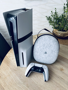 PLAYSTATION 5 PRO С ДИСКОВОДОМ + SONY PULSE ELITE PS5 (1 фото из 4)