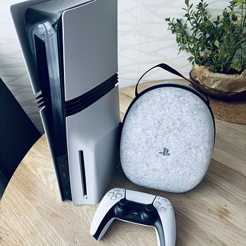 PLAYSTATION 5 PRO KOOS KETTASEADMEGA + SONY PULSE ELITE PS5