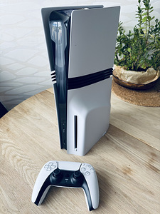PLAYSTATION 5 PRO С ДИСКОВОДОМ + SONY PULSE ELITE PS5 (2 фото из 4)