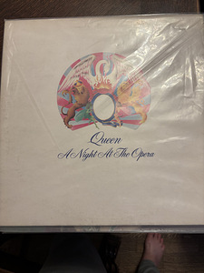 QUEEN LP (1 фото из 1)