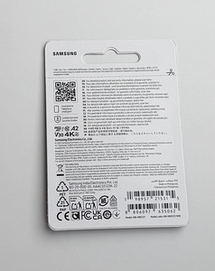 Samsung microSD Card T7 512GB UHS-I , Blue (2 foto / 2)