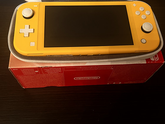 Nintendo Switch Lite