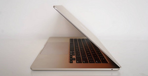 MacBook Air 2024 15,3" Apple M3 512GB (1 фото из 4)