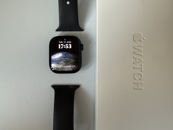 Apple Watch Series 10 GPS + Cellular 42mm