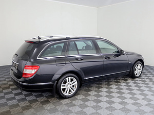 Mercedes-Benz C 220 Avantgarde ATM 2.1 CDI 125kW (3 фото из 8)