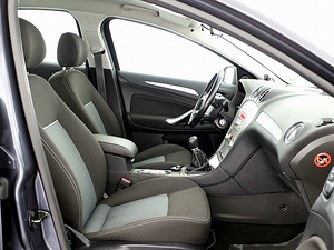Ford Mondeo Comfort 2.0 107kW (6 фото из 7)