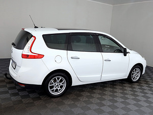 Renault Grand Scenic Privilege ATM 2.0 103kW (3 фото из 9)