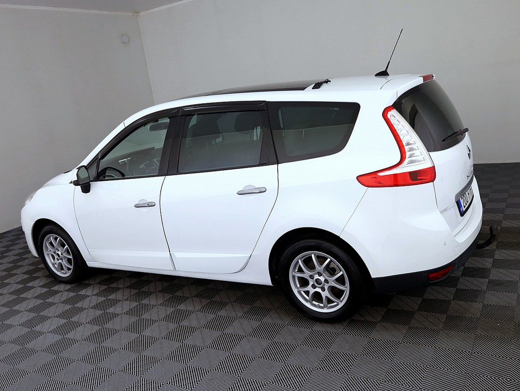 Renault Grand Scenic Privilege ATM 2.0 103kW