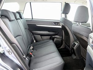Subaru Legacy Comfort ATM 2.5 123kW (7 фото из 7)