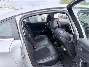 Citroen C5 Luxury ATM 2.0 HDi 100kW (7 фото из 7)