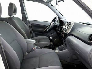 Toyota RAV4 Comfort 4x4 2.0 110kW (6 фото из 7)