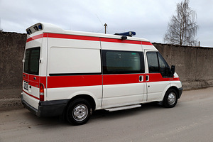 Ford Transit Ambulance 2.0 TDCi 74kW (3 foto / 9)