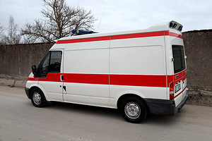 Ford Transit Ambulance 2.0 TDCi 74kW (4 foto / 9)