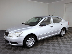 Skoda Octavia Comfortline Facelift LPG 1.6 75kW (2 фото из 7)