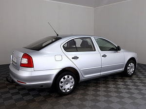 Skoda Octavia Comfortline Facelift LPG 1.6 75kW (3 фото из 7)