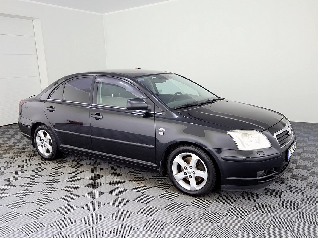 Toyota Avensis Linea Sol 2.2 D-CAT 130kW