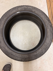 275/45 ZR21 pirelli (1 фото из 2)