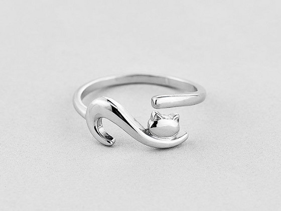 СЕРЕБРЯНОЕ КОЛЬЦО, серебро 925, 16 мм