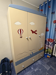 Laste riidekapid (2 foto / 5)