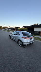 Honda Civic 1,8 b.(Ls 148000km.) (6 foto / 12)