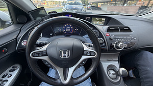 Honda Civic 1,8 b.(Ls 148000km.) (11 foto / 12)
