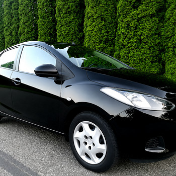 Mazda 2 1.3 55 кВт 95000 км