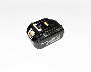 Makita 3.0Ah 18V (2 фото из 2)