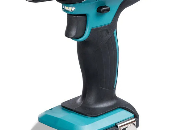 Akutrell Makita DDF482 18V 13mm võtmeta padrun