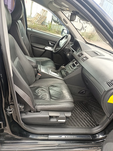 Volvo XC90 (6 foto / 11)