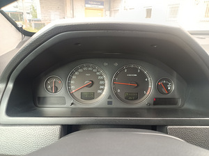 Volvo XC90 (9 foto / 11)
