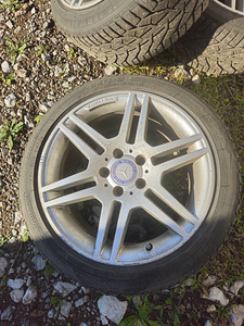 Originaal AMG R17 Mercedes W204 veljed + Kormoran talverehvi (4 foto / 9)